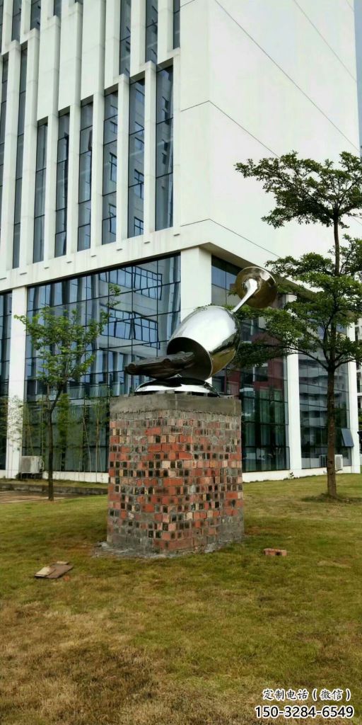 水景杯子雕塑 風景區(qū)幾何雕塑 廣場小品