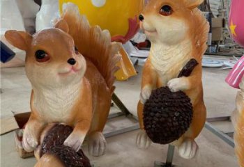 玻璃鋼仿真松鼠雕塑 酒店公園雕塑 風景區擺件