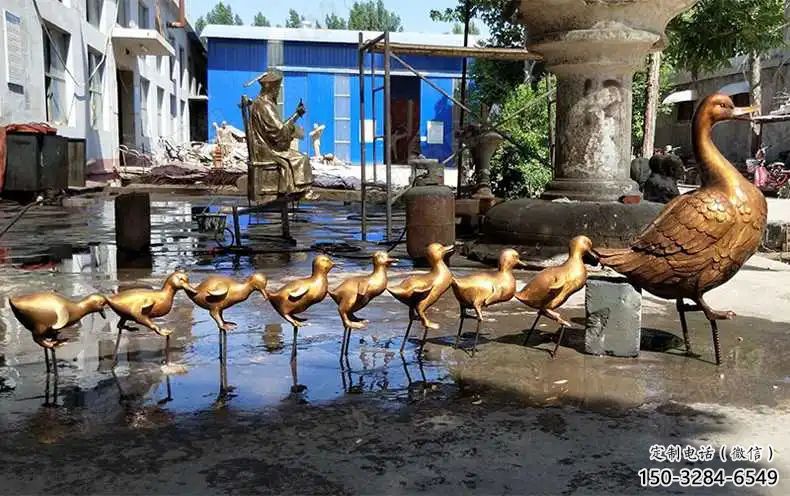 鴨子雕塑廠家，仿真動(dòng)物， 公園廣場(chǎng)街頭擺件 (9)