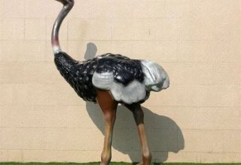 仿真彩繪鴕鳥雕塑廠家，公園廣場動物，大型園林小品