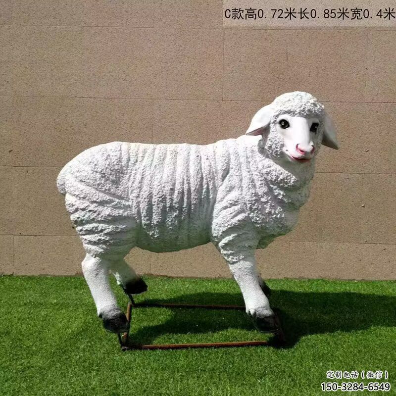 彩繪玻璃鋼綿羊雕塑廠家，動(dòng)物景觀，廣場仿真小品