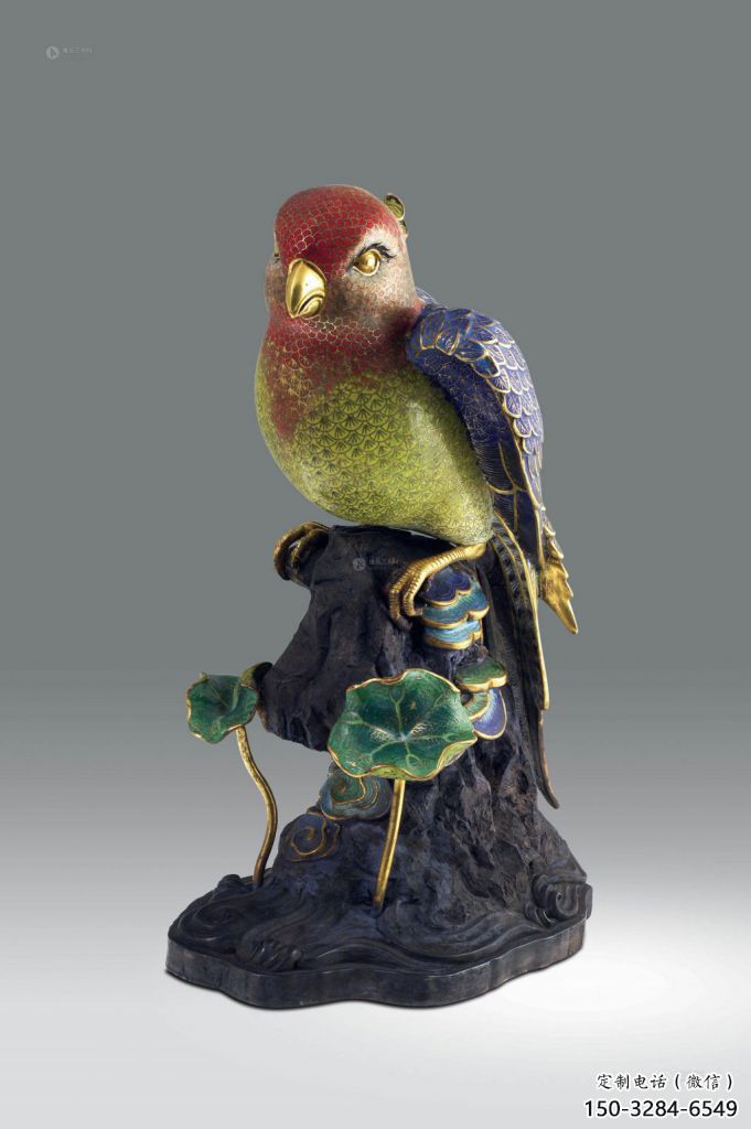 靜態(tài)鸚鵡雕塑廠家，美陳動物小品，仿真鸚鵡雕塑制作