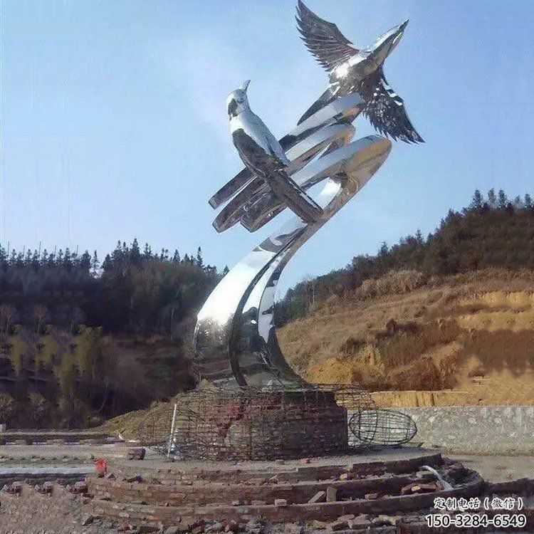 不銹鋼老鷹雕塑，公園標(biāo)識(shí)建筑，鏡面工藝效果