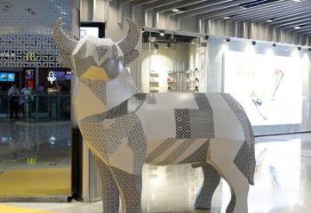 操場小牛雕塑，景觀題材，幾何工藝