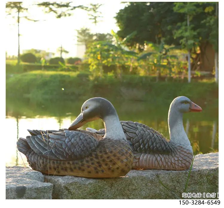 彩繪鴛鴦雕塑 仿真雕塑 步行街擺件