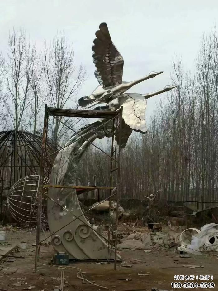 室內白鷺雕塑，拉絲海洋雕塑，抽象效果