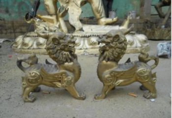 城市貔貅雕塑，網(wǎng)格體育雕塑，古銅效果