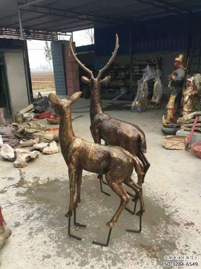 城市馴鹿雕塑，網(wǎng)格體育雕塑，古銅效果