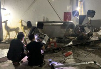 操場老鼠雕塑，鏤空海洋雕塑，噴砂制造