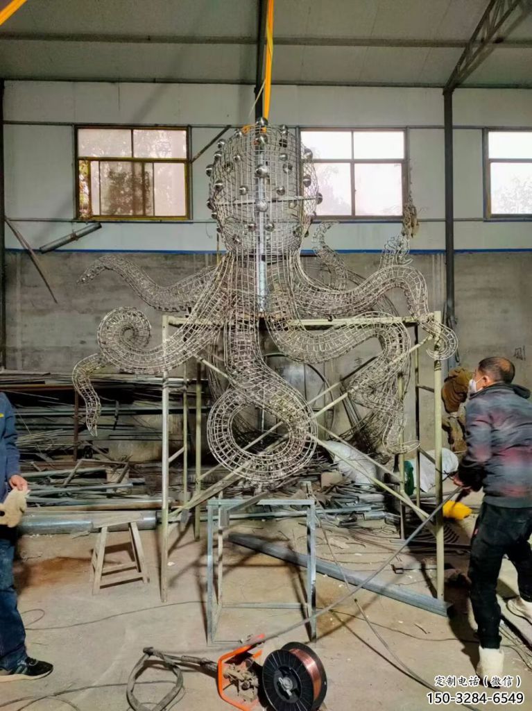 庭院烏賊雕塑，鍍金歐式雕塑，網格形式