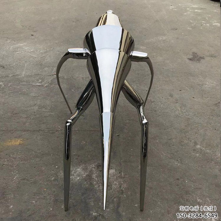 房地產蝗蟲雕塑，仿古昆蟲雕塑，噴砂制造