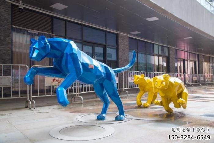 廣場獵豹雕塑，卡通水景雕塑，抽象效果
