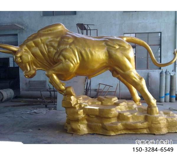 仿真開荒牛雕塑 店門口園林雕塑 動物小品