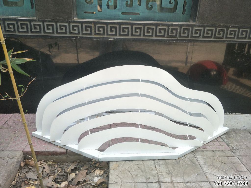 冷飲店景觀雕塑，鍍銅假山雕塑，鏡面工藝