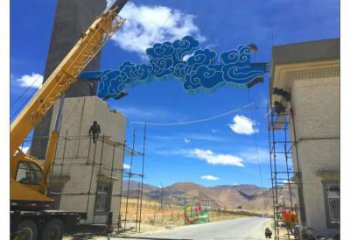 廣場云朵雕塑，抽象水景雕塑，抽象效果