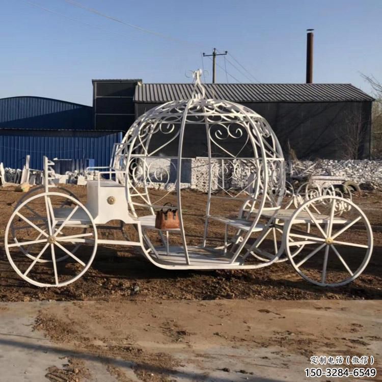 田間馬車雕塑 彩繪民俗雕塑 園林?jǐn)[件