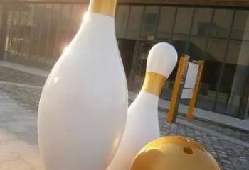 大型保齡球雕塑廠家，鍍銅景觀雕塑，仿真工藝