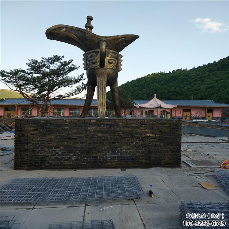 大型杯子雕塑 鍛造發光小品 房地產雕塑