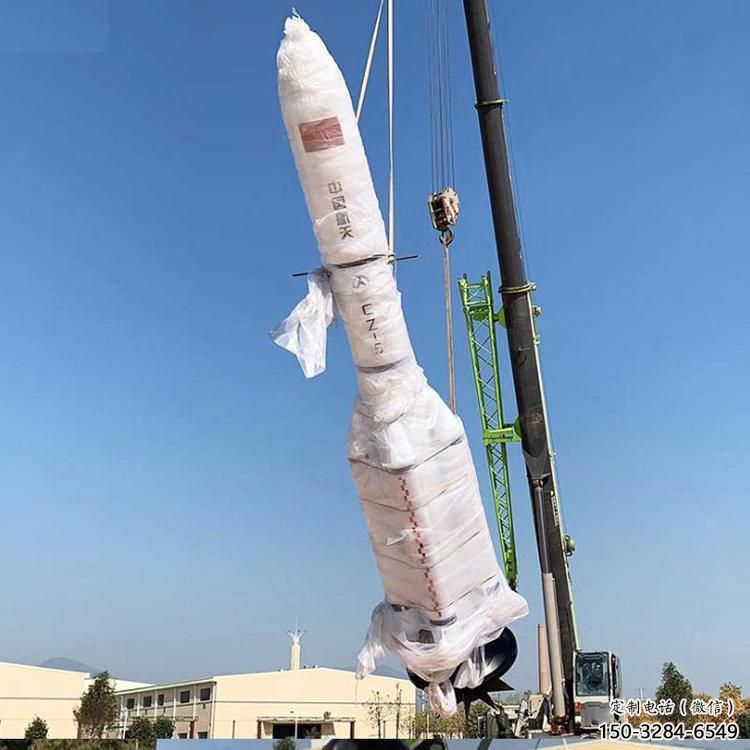 部隊火箭雕塑 景觀美陳小品 噴漆雕塑