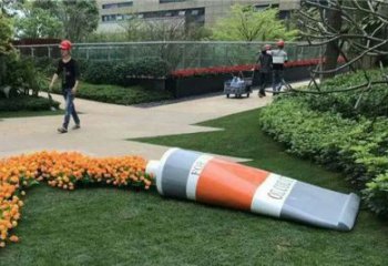 創意牙膏雕塑 公園雕塑 彩繪雕塑擺件