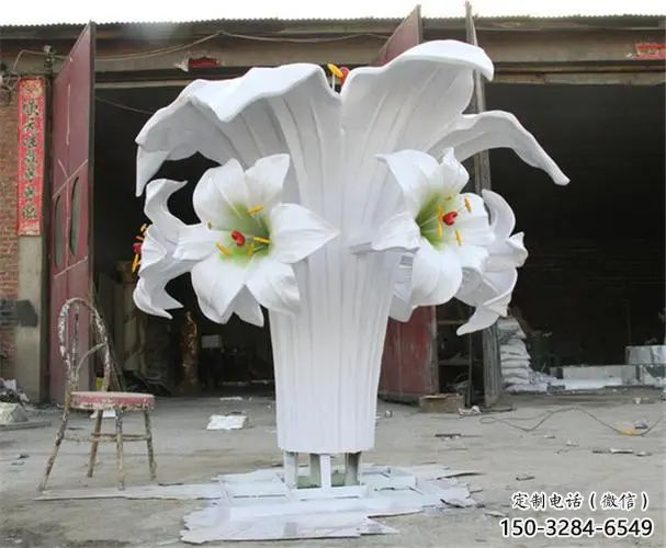 廣場(chǎng)百合花雕塑 抽象花卉雕塑 烤漆植物雕塑