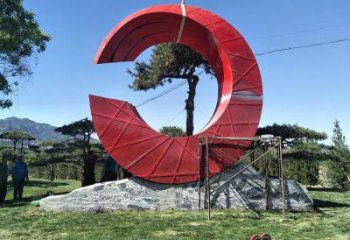 草地精神堡壘雕塑 現(xiàn)代校園標(biāo)識雕塑 大型標(biāo)牌雕塑