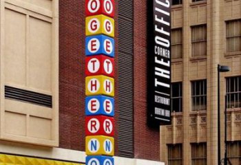 大型精神堡壘雕塑 歐式步行街標(biāo)牌雕塑 彩繪標(biāo)識雕塑