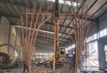 大型鳳尾雕塑 歐式步行街雕塑 彩繪雕塑