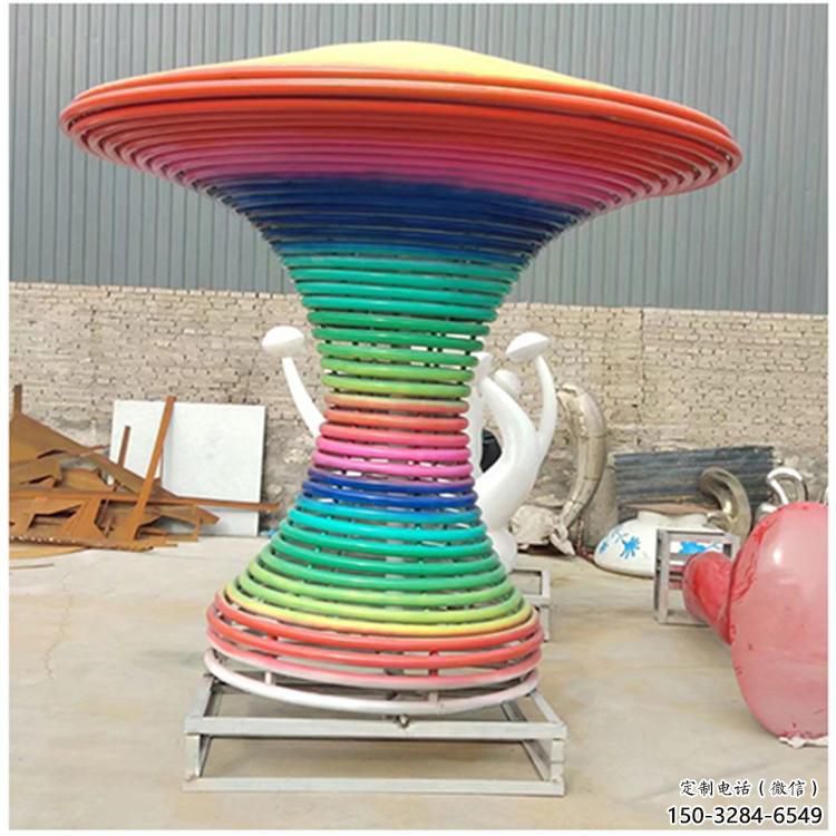 街道花瓶雕塑 現代雕塑 彩繪瓶子雕塑