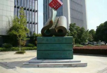 鑰匙雕塑 歐式步行街雕塑 大型金鑰匙雕塑