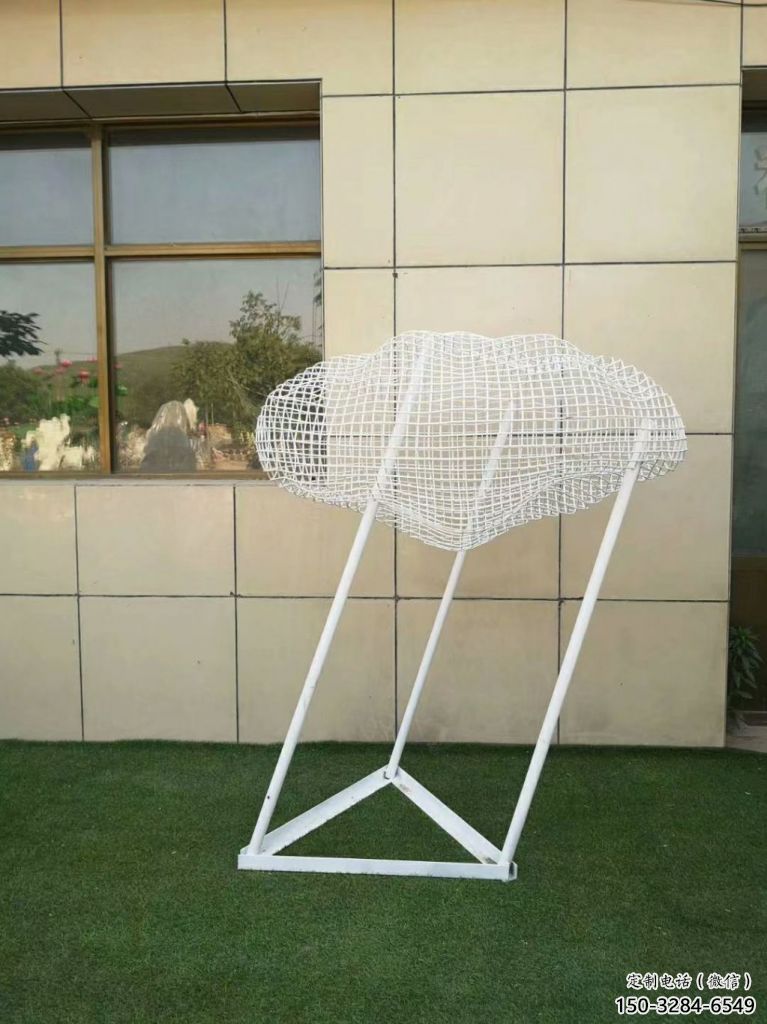 庭院云梯雕塑，鍍金歐式雕塑，網(wǎng)格形式