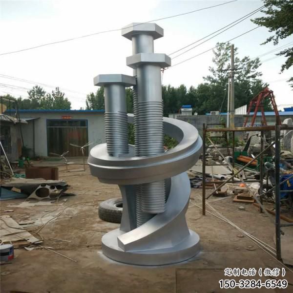 啞光齒輪雕塑 拉絲工業(yè)雕塑 步行街機(jī)械雕塑