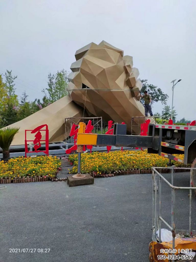 廣場握手雕塑 抽象雕塑 烤漆誠信雕塑