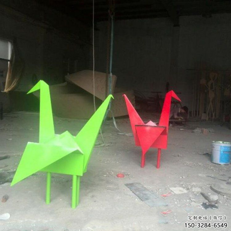 大型千紙鶴雕塑 歐式步行街鶴鳥雕塑 彩繪折紙風(fēng)格