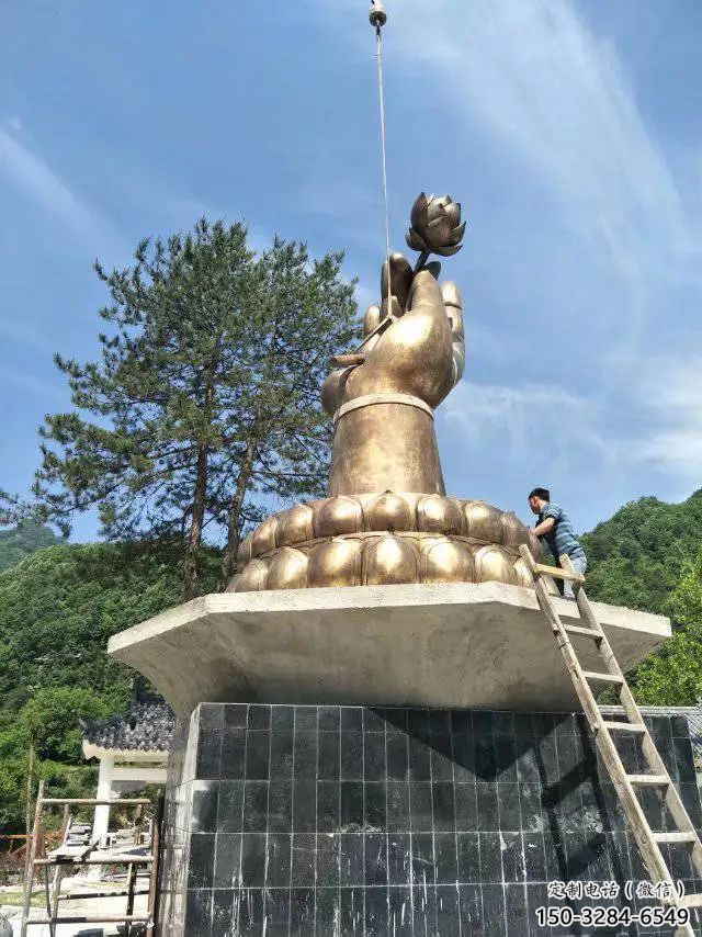 公園佛手雕塑 鏡面公園觀音手雕塑 景觀雕塑