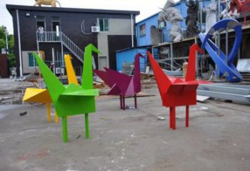 彩繪千紙鶴雕塑 景觀鶴鳥雕塑 街頭折紙風格