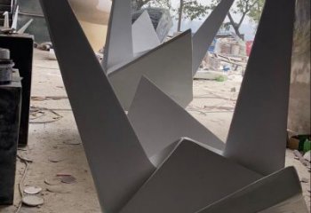 房地產千紙鶴雕塑 現代折紙風格 幾何鶴鳥雕塑