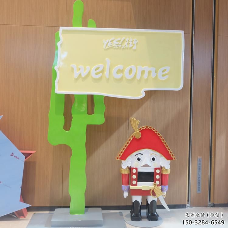 街道撲克雕塑 現(xiàn)代撲克牌雕塑 彩繪雕塑