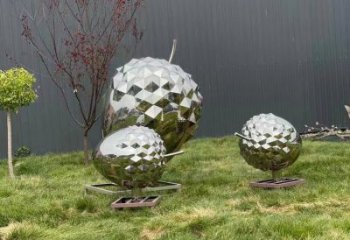 仿真松塔雕塑廠家 電鍍現(xiàn)代松果造型 部隊雕塑