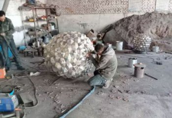 街頭松塔雕塑 大型別墅區(qū)雕塑 鋼管松果造型