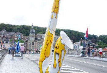 大型商場(chǎng)薩克斯雕塑 仿真樂(lè)器雕塑 鏡面西方樂(lè)隊(duì)雕塑