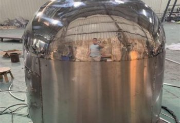 大型飛碟雕塑廠家 歐式步行街宇宙雕塑 彩繪飛船雕塑