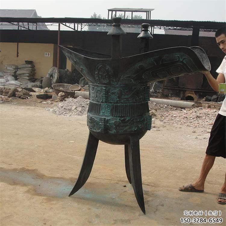 大門口酒尊雕塑 發(fā)光公園酒器雕塑 仿真酒尊杯雕塑