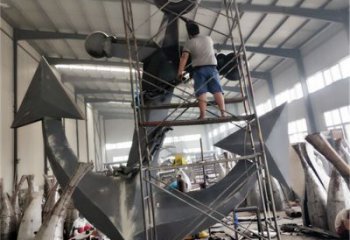 仿真船錨雕塑 電鍍現(xiàn)代碼頭雕塑 部隊雕塑