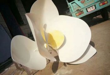 仿真蘭花雕塑 電鍍現(xiàn)代玉蘭花雕塑 部隊雕塑