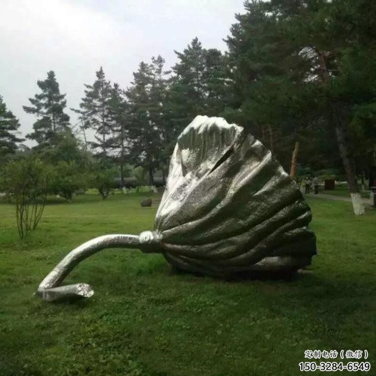 仿真蓮蓬雕塑 電鍍現代植物雕塑 部隊雕塑