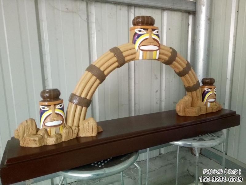 玻璃鋼門頭雕塑,卡通元素設計，彩繪工藝制作