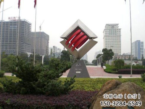 廣場中國結雕塑廠家，烤漆工藝制作，民俗文化標識