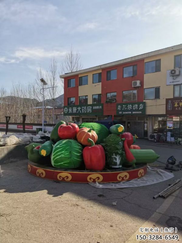 主題花籃雕塑優(yōu)選，多彩藝術(shù)，景觀抽象玻璃鋼花籃雕塑選用