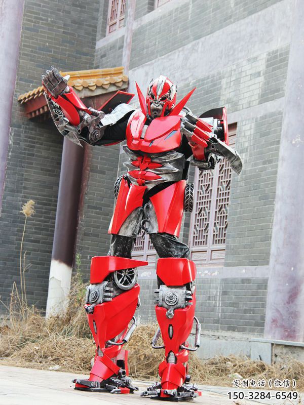 機甲紅蜘蛛。迪諾雕塑